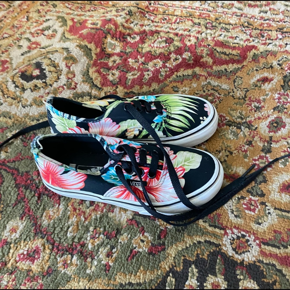 Girls floral vans